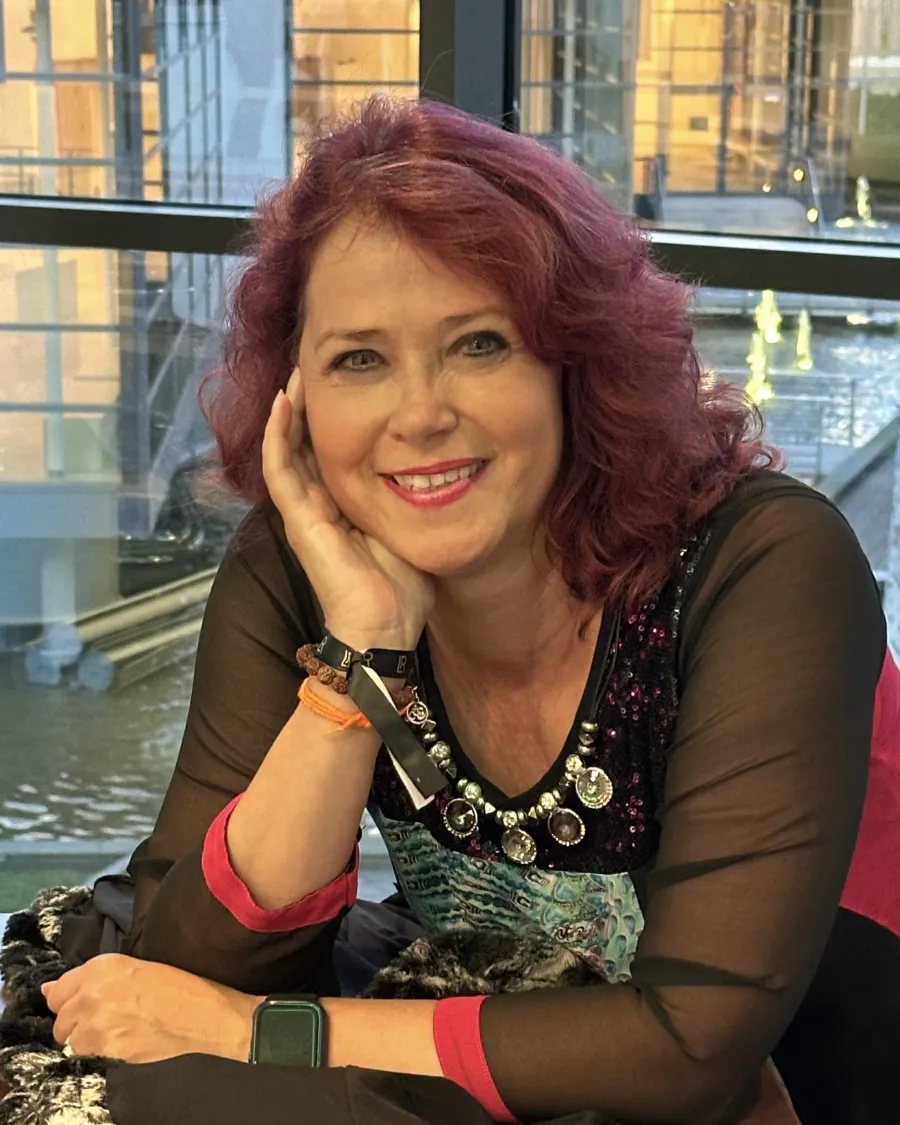 Kirsten Bold
